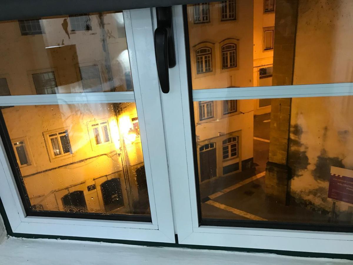 Miguel Torga Typical Apartment Coimbra Bagian luar foto